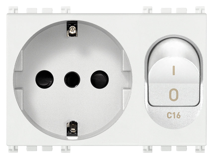 2P+E 16A P30 outlet +C16 CB white