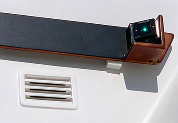 LX2 Starboard (GREEN) Running LED Nav Light with Bracket
