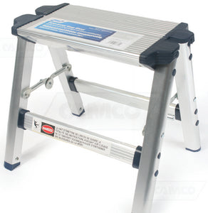 FOLD-AWAY STEP STOOL (CAMCO)