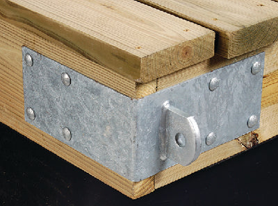 B. OUTSIDE CORNER (MALE) (TIEDOWN ENGINEERING)