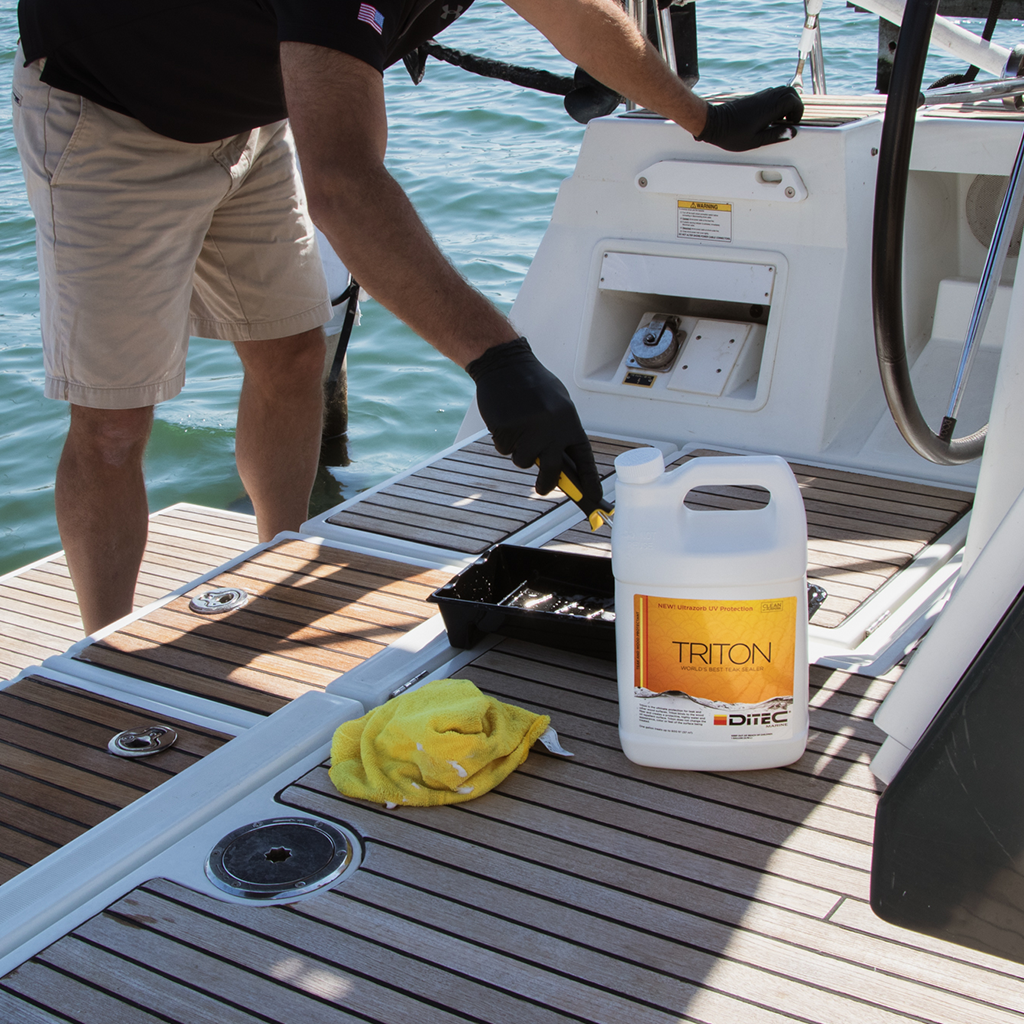 TRITON 2.0 - Teak and Wood Protectant, Creates a Highly Water, Oil and Dirt Repellent Surface