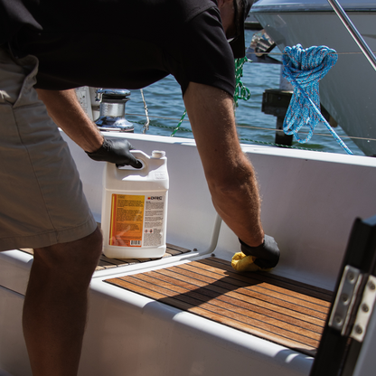 TRITON 2.0 - Teak and Wood Protectant, Creates a Highly Water, Oil and Dirt Repellent Surface